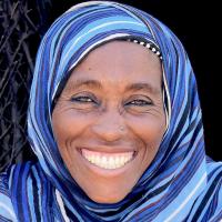 Samku, Rekia's mother.